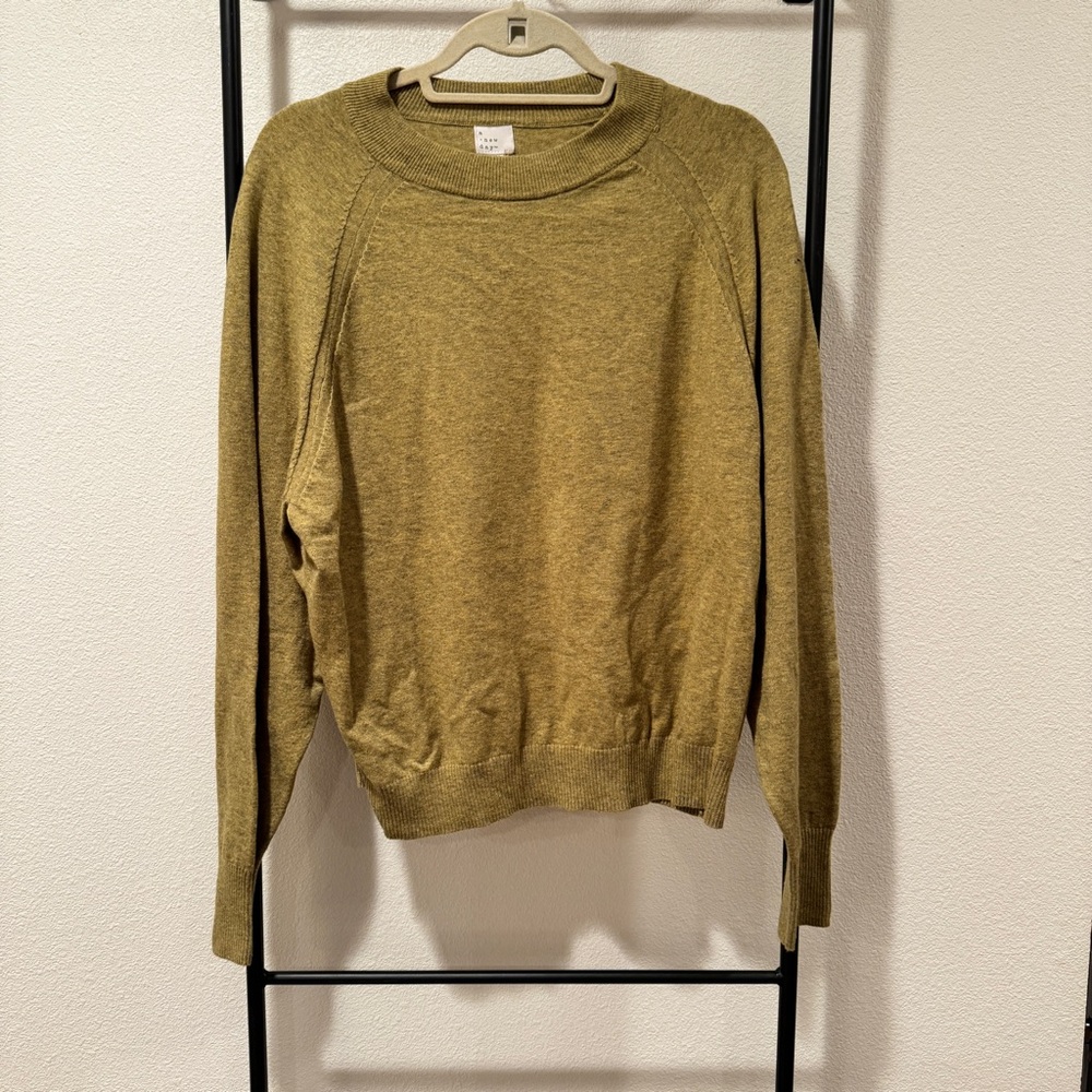 NWT A New Day Green Crewneck Sweater